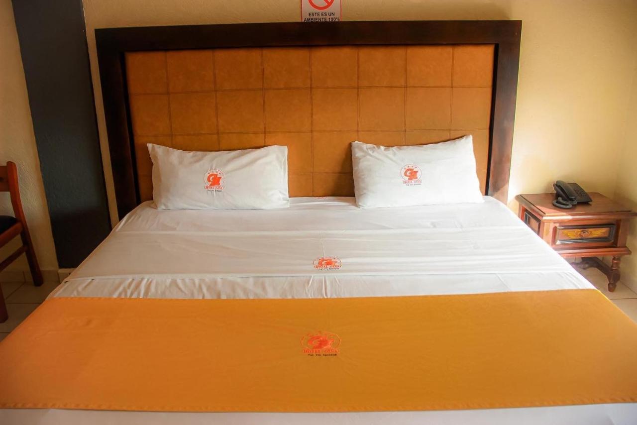 Hotel Gina Tecomán Buitenkant foto