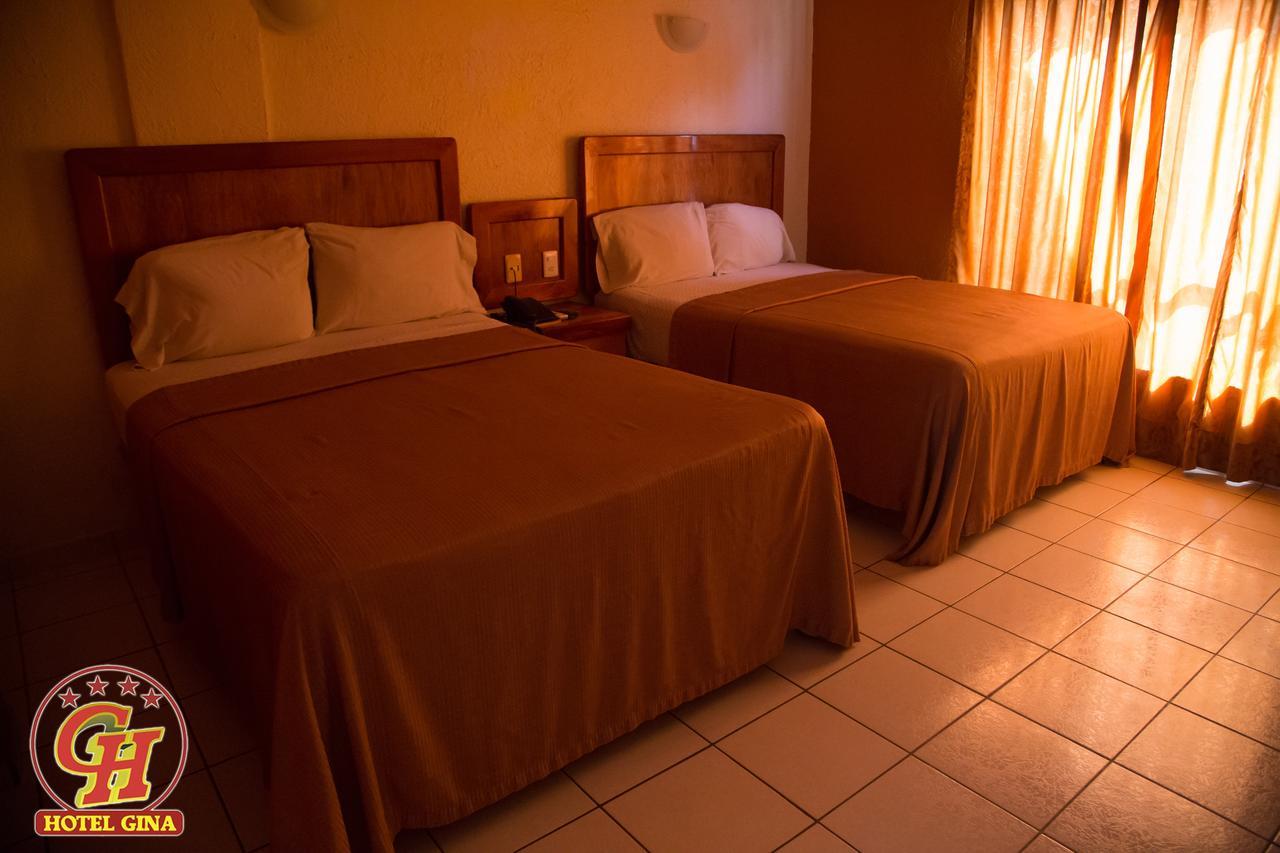 Hotel Gina Tecomán Buitenkant foto