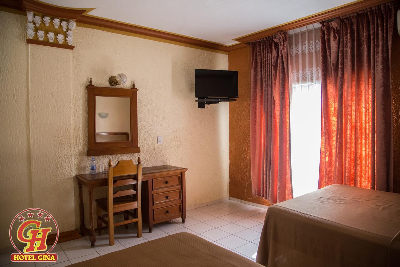Hotel Gina Tecomán Buitenkant foto