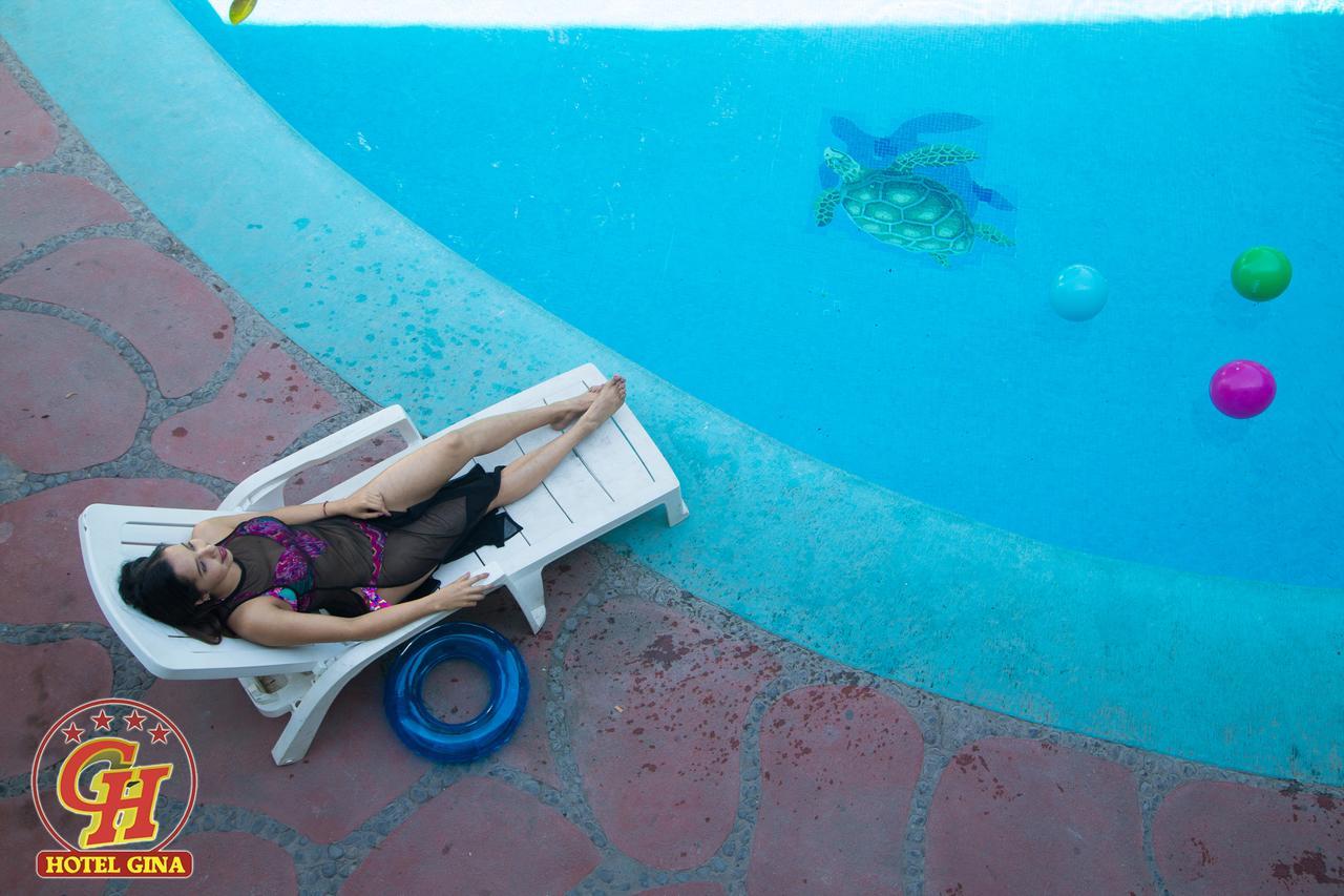 Hotel Gina Tecomán Buitenkant foto